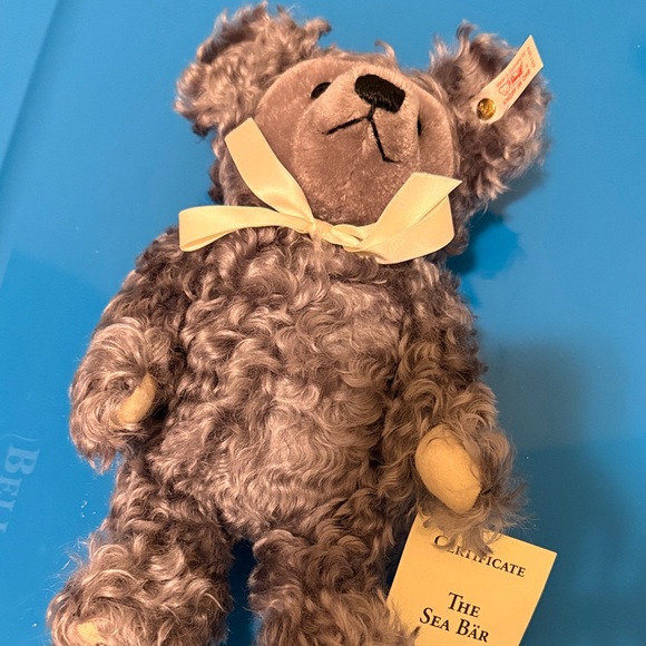 Steiff “Sea Bar” stuffed bear made in Germany number 438.